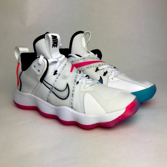 nike volleyball shoes size 9